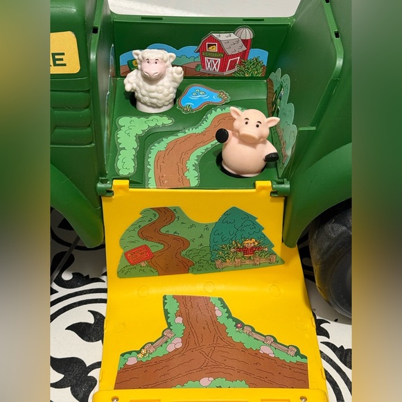 John Deere Sit n Scoot Tractor - Picture 2 of 11